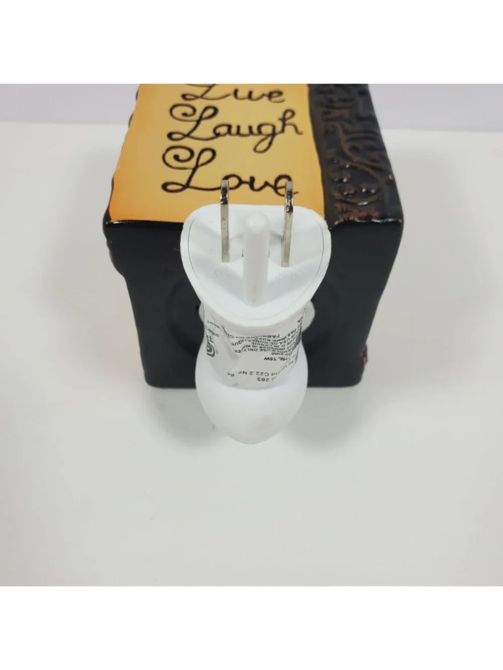 Scentsy beige ceramic